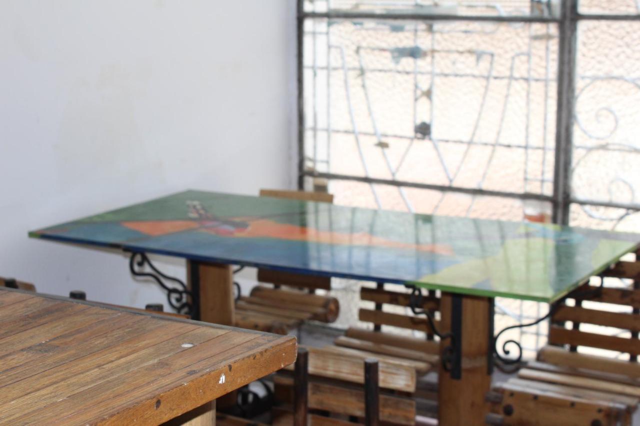 בוגוטה Hostal Cafe San Bernabe מראה חיצוני תמונה