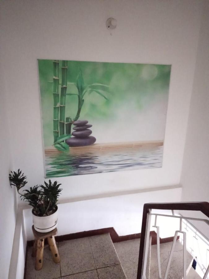 בוגוטה Hostal Cafe San Bernabe מראה חיצוני תמונה