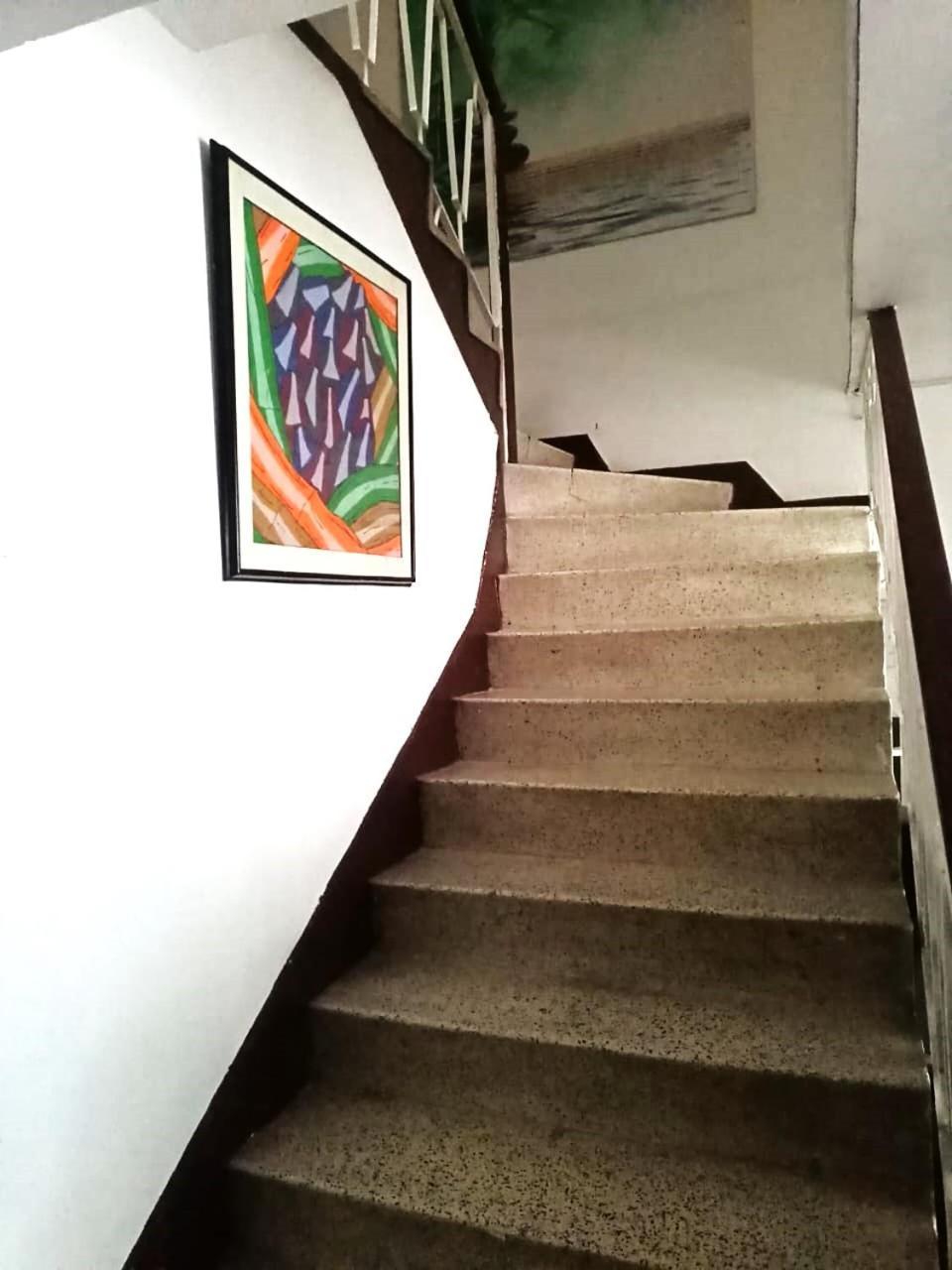 בוגוטה Hostal Cafe San Bernabe מראה חיצוני תמונה