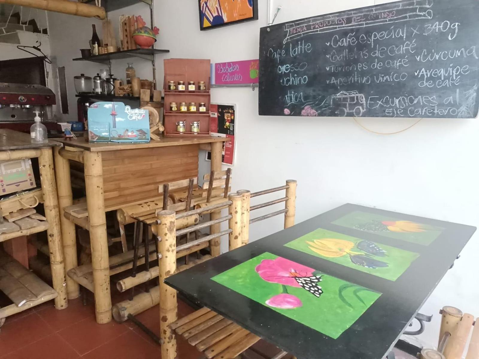 בוגוטה Hostal Cafe San Bernabe מראה חיצוני תמונה